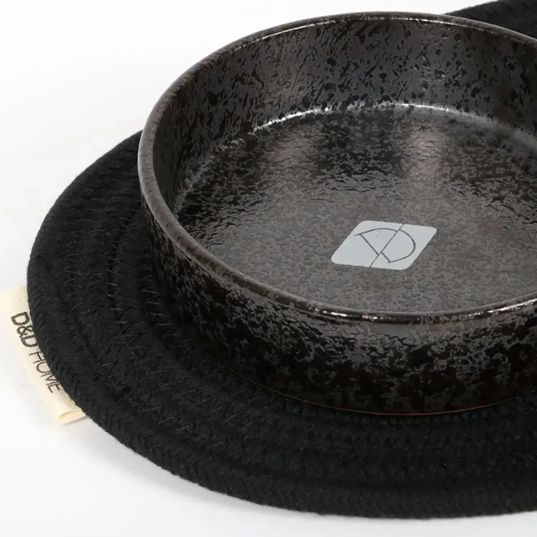 Europet Bernina International B.V. Jasper Black Dots Ø 13,5 cm 200 ml