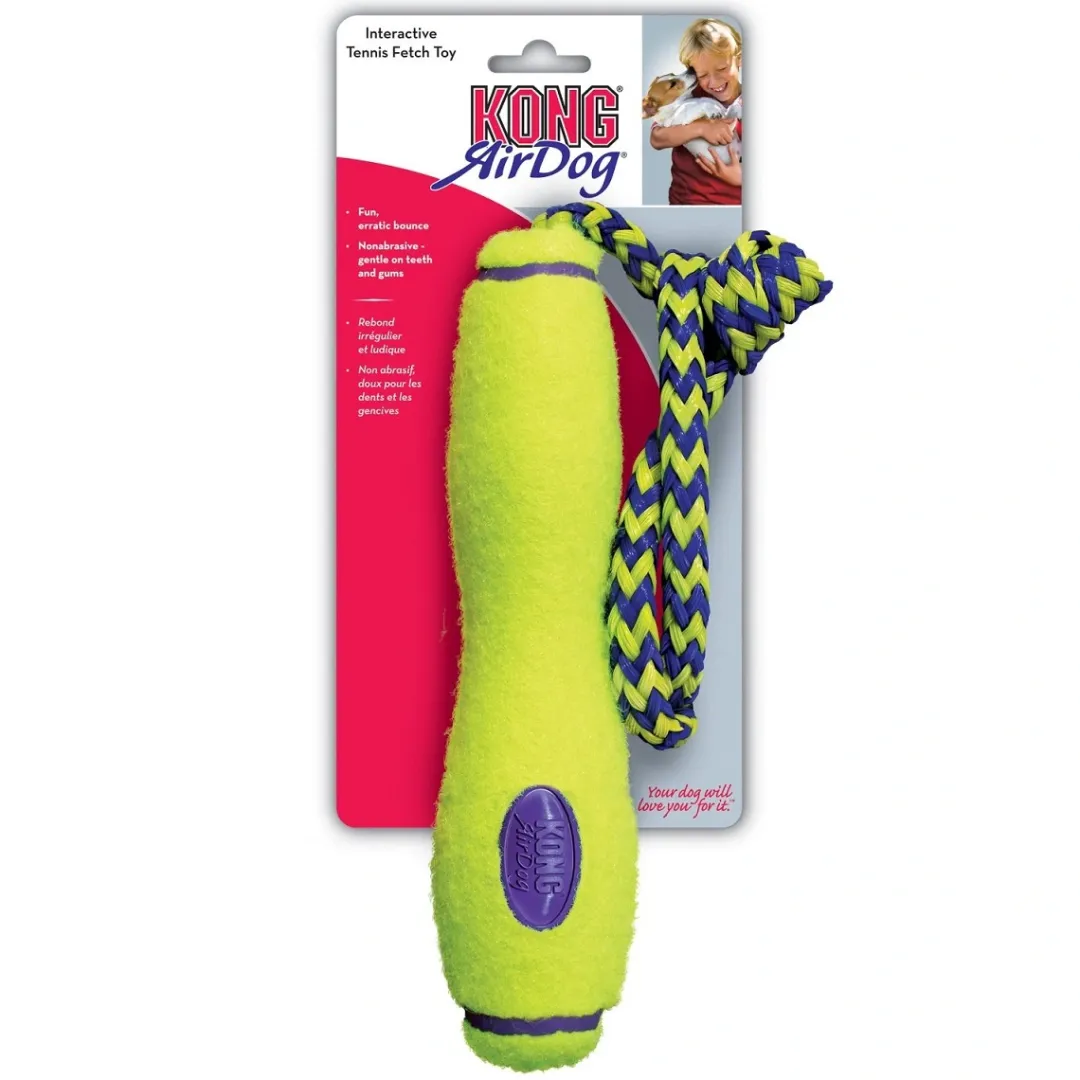 Kong Air Squeaker Stick med reb M - hundelegetøj til apport og vandleg